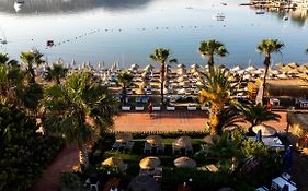 Costa Bitezhan Hotel